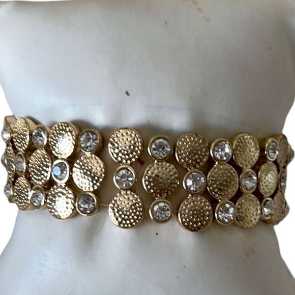 Jewelry - GOLD BRACELET 3 layers one size